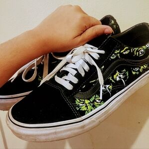 Vans Old Skool Women’s – Size 8